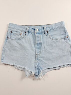 Levi’s 501 High Rise Cut Off Shorts Light Wash Rigid Denim Raw Hem W32